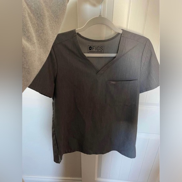 Figs Scrub Tops - Picture 1 of 1